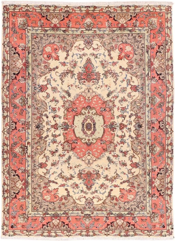 Tabriz Persian Rug 195 × 270 cm, Wool and Silk, hand-knotted Tabriz Persian Rug 195 × 270 cm, Wool and Silk, hand-knotted