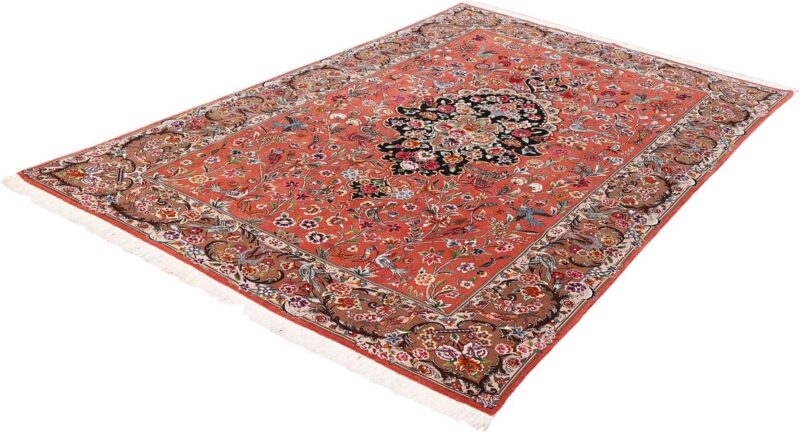 Tabriz Persian Rug 195 × 295 cm, Wool and Silk, hand-knotted — view 3 Tabriz Persian Rug 195 × 295 cm, Wool and Silk, hand-knotted — view 3