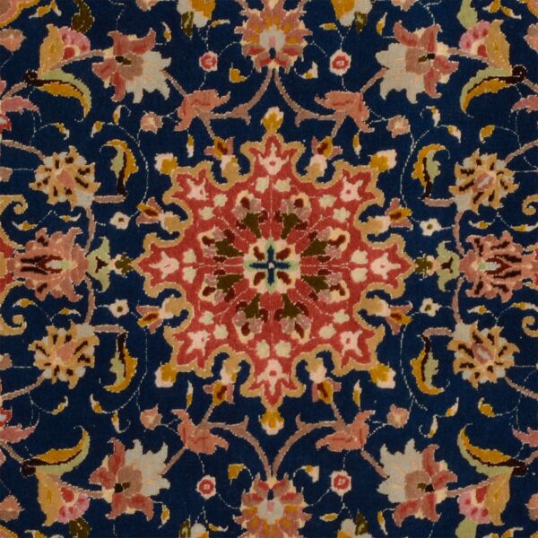 Tabriz Persian Rug 75 × 122 cm, Wool and Silk, hand-knotted — view 3